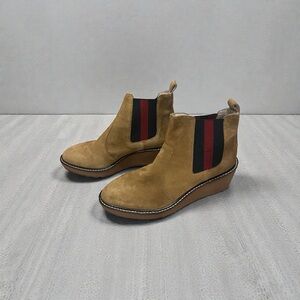 CECELIA NEW YORK Tan Suede Wedge Boots